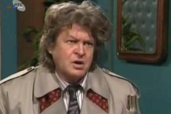 NJEGOVE REPLIKE SVI ZNAJU,A POZNATI GLUMAC UMRO ZABORAVLJEN OD SVIH:Skočio je kroz PROZOR,nije mogao da podnese TO