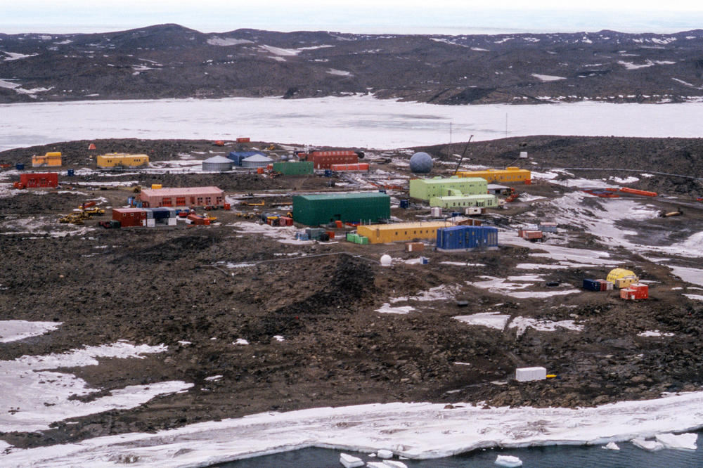 Tajanstveni signali sa dna Antarktika udzrmali svetske naučnike: Struka zbunjena, ovo fizika ne može da objasni