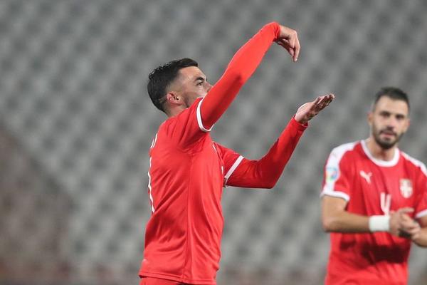 NEMANJA RADONJIĆ IMA NOV NAČIN PROSLAVE GOLOVA: To je poruka za protivničku odbranu, a inspiraciju je našao u NBA!