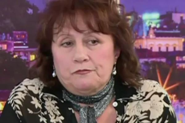 DRAGANINA MAJKA KOMENTARIŠE VRELU AKCIJU SA TOMOVIĆEM: Podržala ćerku? Otac osuđuje a evo šta radi PETOGODIŠNJI SIN