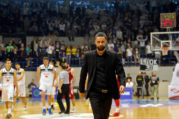 GUROVIĆ SLUŽI KAZNU ZA PREBIJANJE ŽENE BEZ NANOGICE: Ima pravo i na šetnju, a uskoro će biti i na poslu?