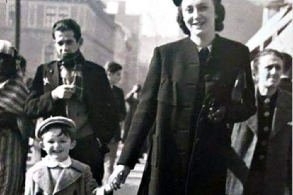 MAMA ČUVENOG SRPSKOG PISCA POGINULA JE ŠTITEĆI SVOJE DETE: Bombe su ubile čak i MAČE koje je držao dečak!