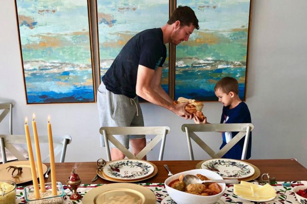 SRPSKOG POREKLA I PRAVOSLAVLJA SE NE ODRIČE: Goran Dragić slavi Svetog Jovana i Božić, a Amerima ništa nije jasno!