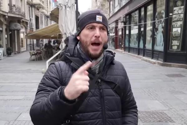 BIVŠI MARINAC URLA CENTROM BEOGRADA KAKO NAM JE POTREBNO SPASENJE: Već je napao dva deteta, ovu poruku šalje Srbiji