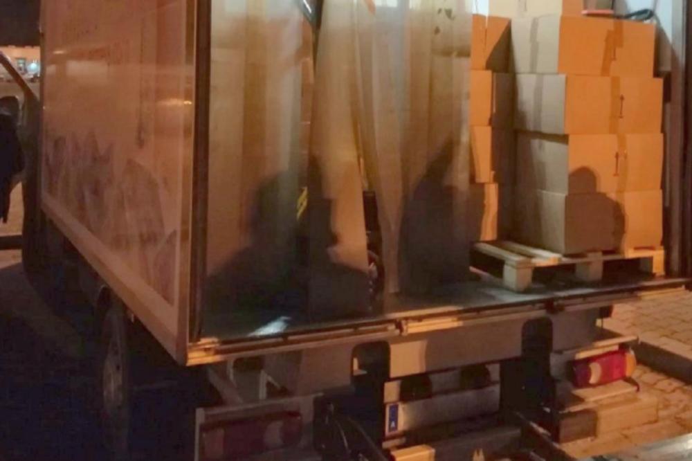 VOZAČ OPLJAČKAO PUN KAMION DEZINFEKCIONIH SREDSTAVA! Da li je moguće da smo ovolika stoka?