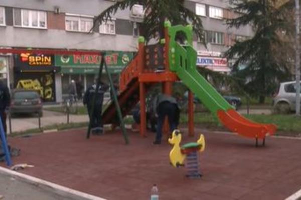 RADOST ZA DECU U NIŠU: Dečiji mobilijari na Obilićevom vencu, u ulici Maksima Gorkog i u parku Svetog Save