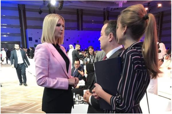 IVANKA TRAMP JE STALA  ISPRED DAČIĆA, A SVI SU GLEDALI DA LI IMA BRUS: Naučila je mnogo od Ivice!(FOTO)