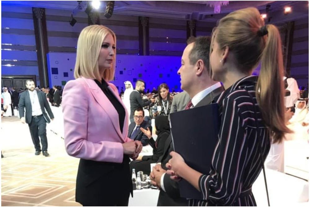 IVANKA TRAMP JE STALA  ISPRED DAČIĆA, A SVI SU GLEDALI DA LI IMA BRUS: Naučila je mnogo od Ivice!(FOTO)