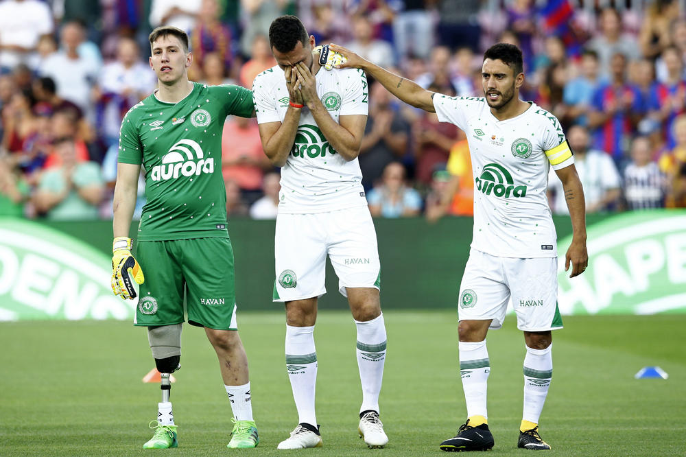 NE MOGU VIŠE DA IZDRŽIM, NE MOGU DA PODNESEM TAJ BOL! Jedan od preživelih igrača Šapekoensea završio karijeru!