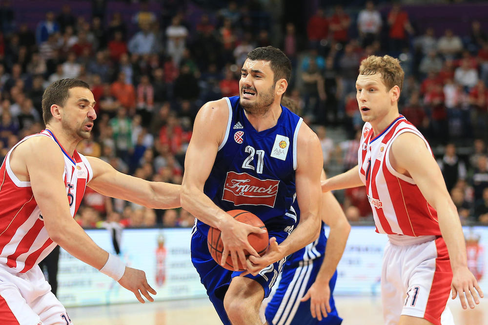 KURIDŽA U ZVEZDI: Crveno-beli dovode krilnog centra na Mali Kalemegdan!