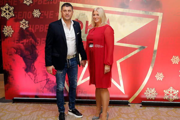 MILOJEVIĆ SE POJAVIO NA CRVENO-BELOJ VEČERI: Trener Zvezde se obratio prisutnima i stavio tačku na priču o odlasku!