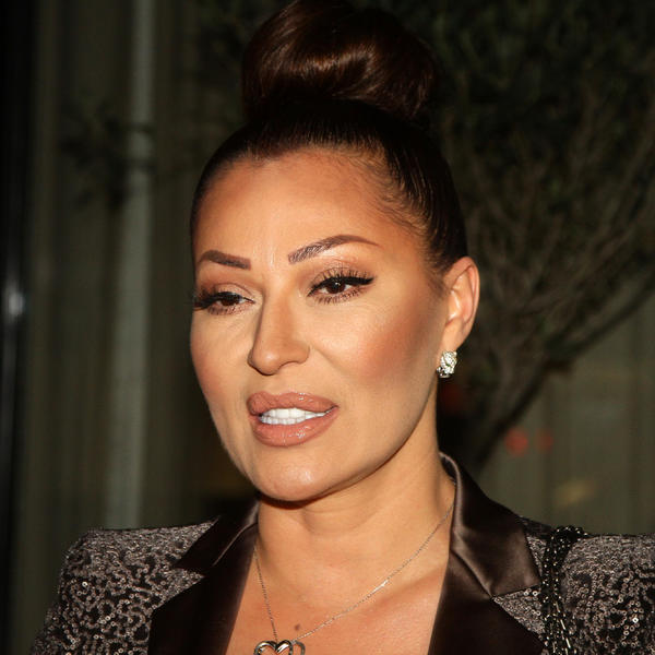 CECA TESTIRANA NA KORONA VIRUS! Cela porodica čeka rezultate!