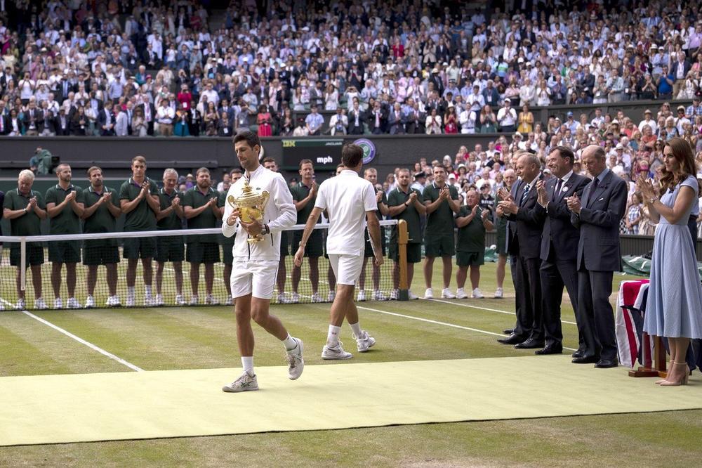 SPREMITE SE ZA SPEKTAKL: Poznata je satnica meča Đoković - Federer, vreme je za novi teniski klasik!