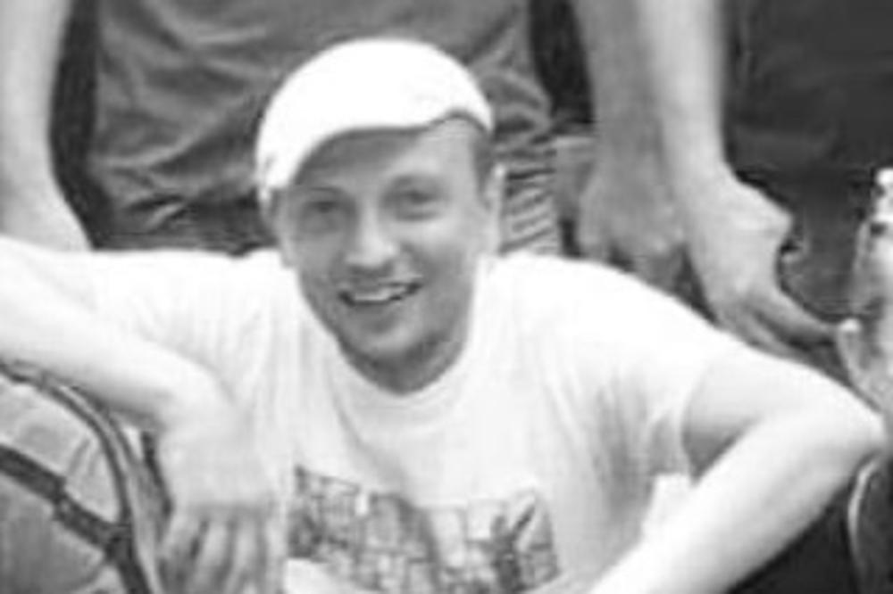 ULTRAS SCENA ZAVIJENA U CRNO: Umrli Siniša i Ljubiša, fudbalski navijači poznati celom regionu!