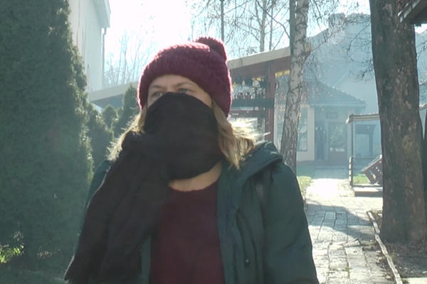 U OVOM GRADU U SRBIJI LJUDI MORAJU DA DIŠU KROZ ŠALOVE I MASKE: Razlog za to je potpuno JEZIV! (FOTO)