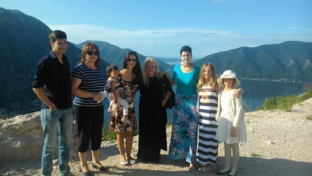 Proodična fotografija porodice Bjelica