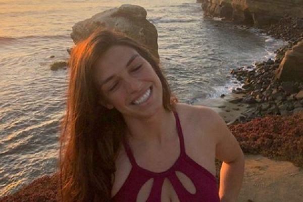 BUDUĆA UFC ŠAMPIONKA KAO OD MAJKE ROĐENA: U oktagonu je nemilosrdna, a pogledajte kakva je bez imalo odeće!