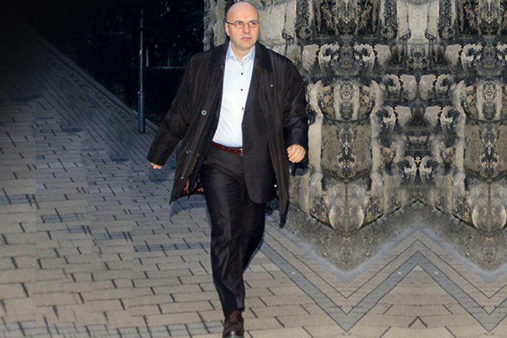 PORTAL NS UŽIVO O ŠODROŠU: Novaković glasao za gradnju solitera i hotela