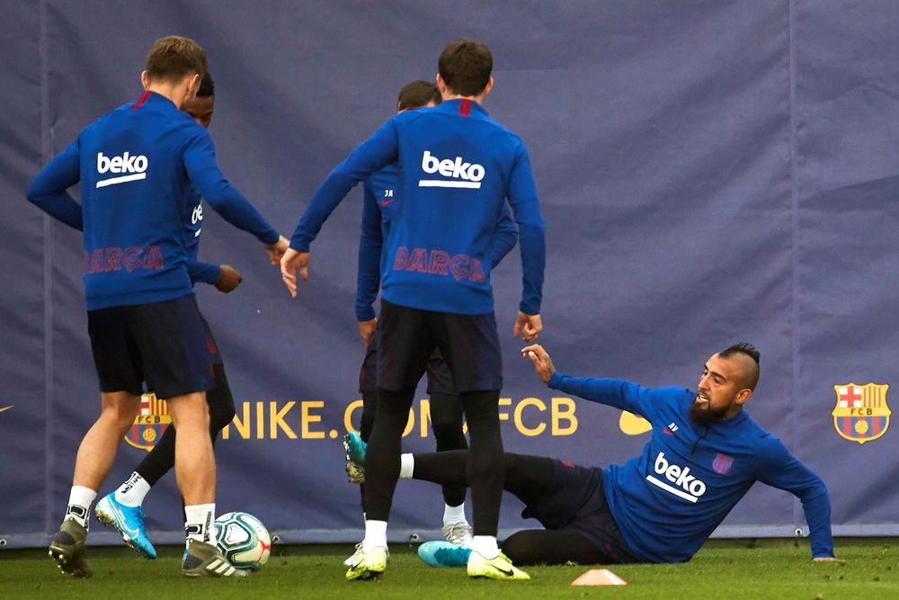 Arturo Vidal na treningu Barselone  