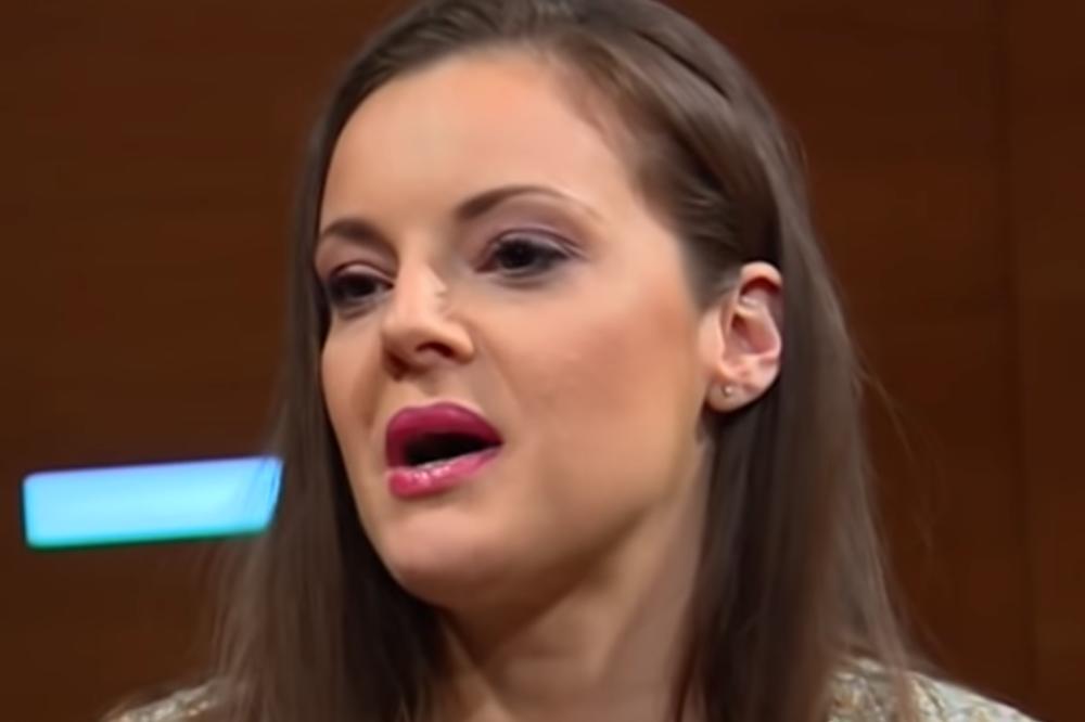 SLAVICA ĆUKTERAŠ ZAVRŠILA U STRIPTIZ BARU! Dobila neprijatno pitanje