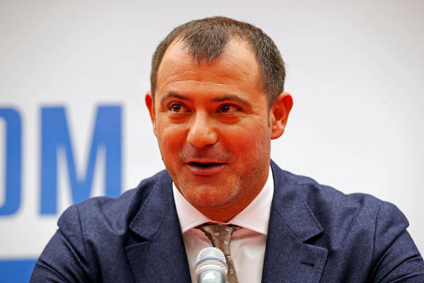 STANKOVIĆ U JUTARNJEM PROGRAMU POTVRDIO DOLAZAK ITALIJANA: Stiže danas u 12 na završne pregovore!