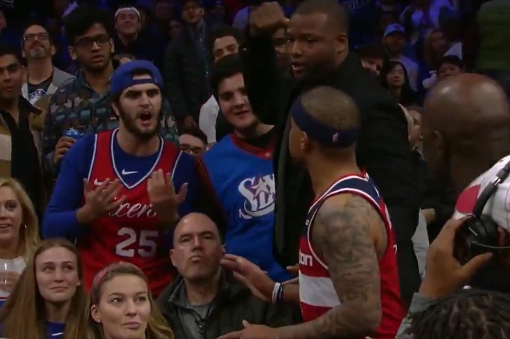 FRKA U NBA: Ajzea Tomas upao na tribine i sukobio se s navijačem!