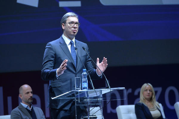 KONFERENCIJA O DUALNOM OBRAZOVANJU Vučić: Fale nam zanatlije, vodoinstalateri će biti najplaćeniji