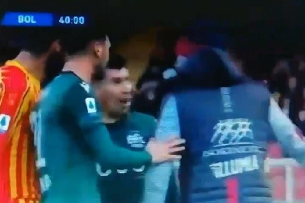 POJAVIO SE SNIMAK SUKOBA MIHE I MEDELA: Poznat je pravi razlog njihove tuče nasred terena - Čileanac je prvi počeo!