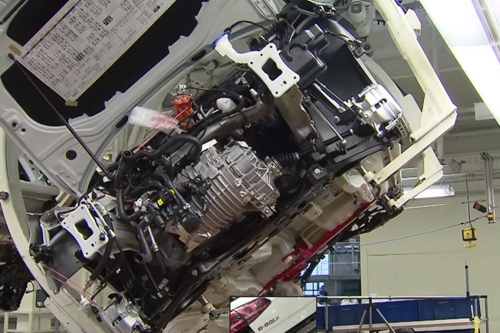 NEMAČKA UKIDA AUTOMOBILE KOJE SRBI OBOŽAVAJU: Ovo su modeli vozila koji se povlače iz PRODAJE! (LISTA)