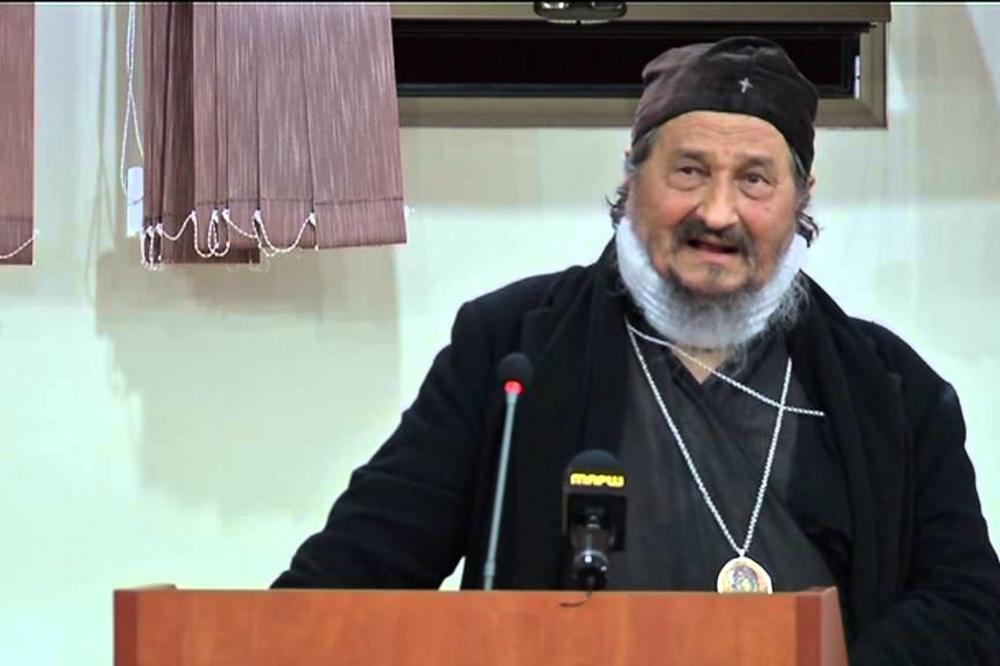 STANJE EPISKOPA ATANASIJA SE POGORŠALO: Ima upalu oba plućna krila, NA KISEONIKU JE!