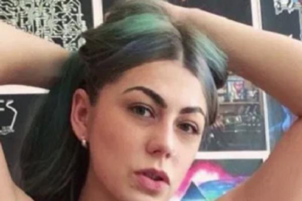 NIJE OBRIJALA DLAKE 8 GODINA! Dlakava se pojavila i na svom venčanju, a tvrdi da za sve pojstoji dobar razlog