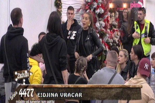 TARA SIMOV IMA PROTEKCIJU U ZADRUZI?! Ona je BESKUĆNICA?! Dalila OŠTRIJE nego ikad! (VIDEO)