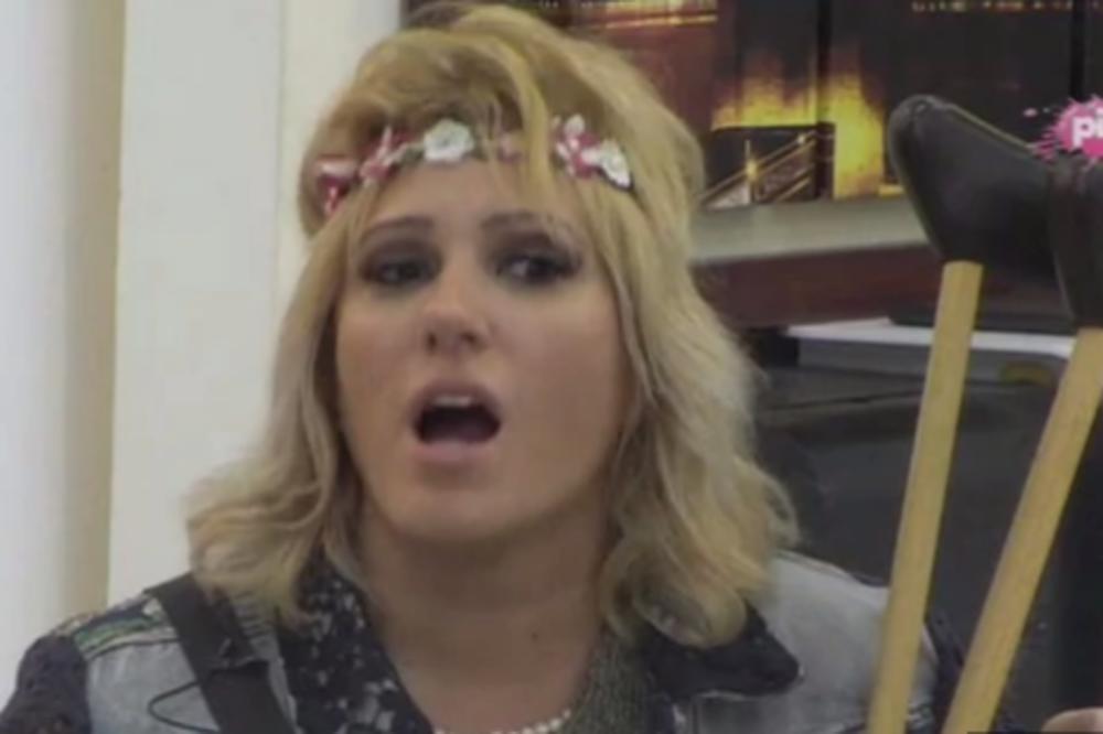 GOVORILI SU JOJ DA NIKADA NEĆE NAĆI DEČKA, A SADA SVIMA ZAPUŠILA USTA! Pogledajte koga je smuvala Jelena Golubović