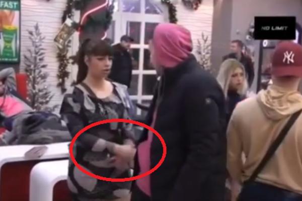 ŠTA JE, OPET POVRAĆA, DA NIJE OPET TRUDNA? Poznati VODITELJ pričao o MINI i MILJANI, pa SLUČAJNO otkrio LEPE VESTI?