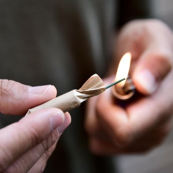 NISTE NI SVESNI KOLIKU OPASNOST PREDSTAVLJAJU PETARDE! Stručnjak upozorava: "Može doći i do SRČANOG ZASTOJA"