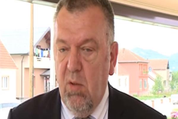 SMENJEN MINISTAR SAOBRAĆAJA: Znao je šta mu se sprema, OVO JE RAZLOG