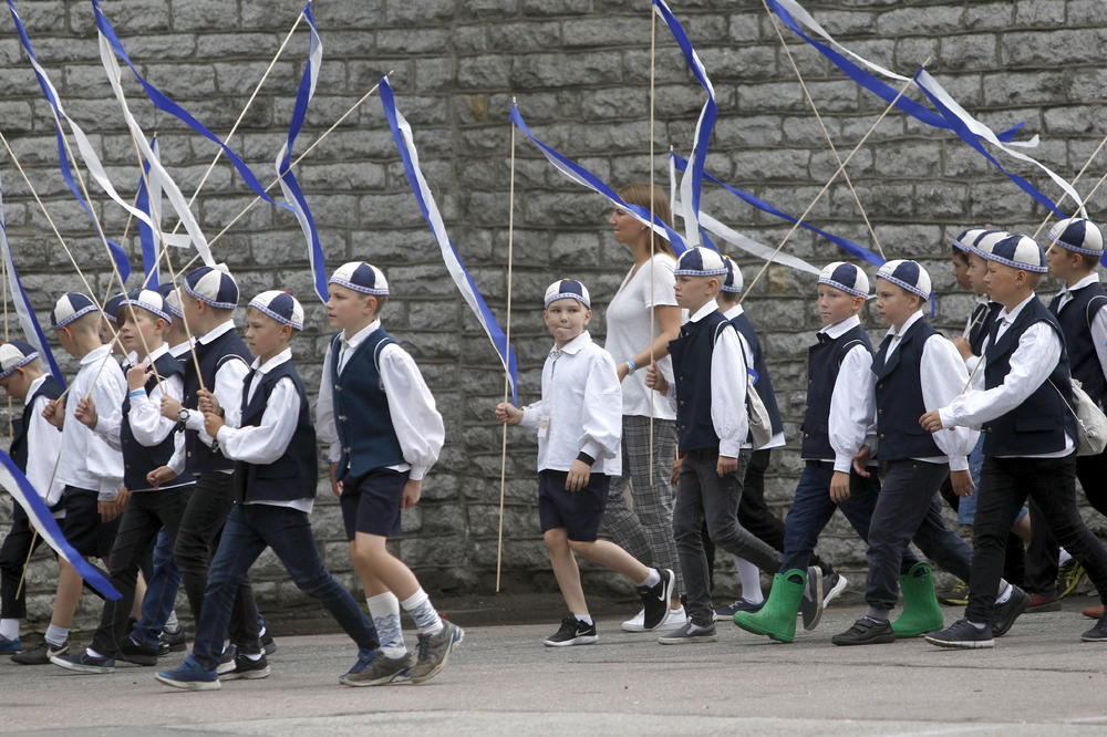 UČENICI OVE ZEMLJE SU MEĐU NAJBOLJIMA U SVETU: Država je napravila 3 PROMENE u obrazovnom sistemu i doživela USPEH