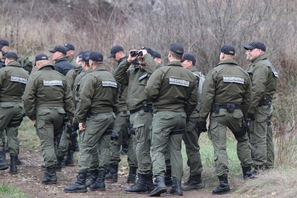OBRAČUN MIGRANATA NA SEVERU SRBIJE: Jedan čovek ubijen, žandarmerija na TERENU!