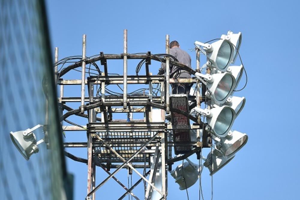 KAKVA SCENA! Gosti u šansi na prazan gol, A ONDA ŠOK! Utakmica u mraku, optužnice nisu urodile plodom! (VIDEO)