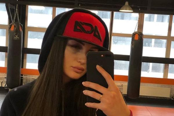 LOŽE JE PUCANJE I TUČA, A ZOVU JE PANTERA: Brutalno lepa Dijana je buduća zvezda MMA sporta!