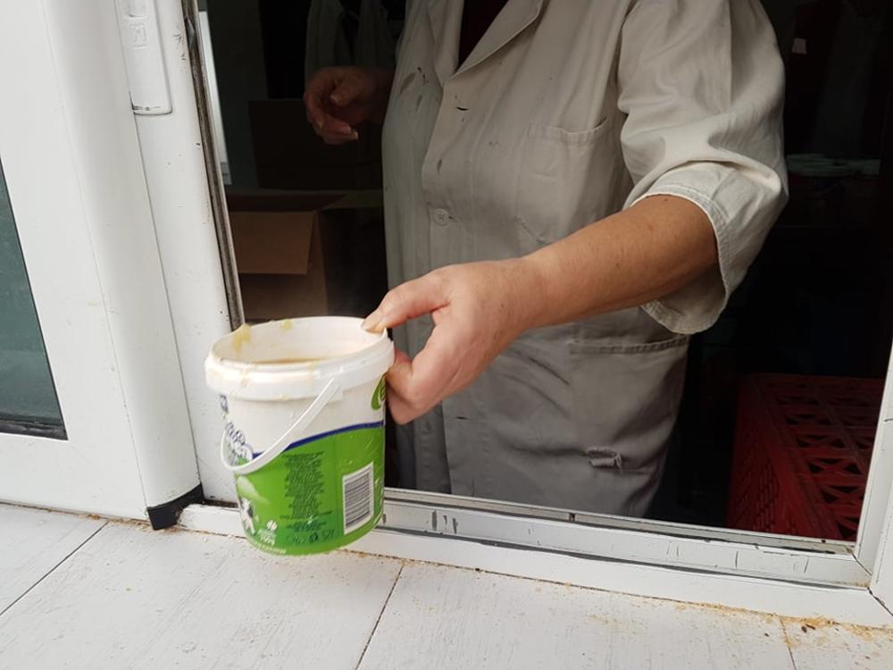 "BIO SAM I KONOBAR I GRAĐEVINAR": Ratko preživljava sa 170 evra mesečno! Ne veruju mu dok ne čuju i kako