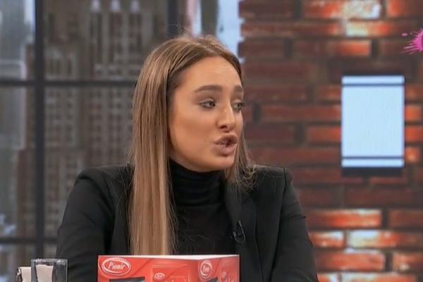 LUNI SE SVI RUGAJU ZBOG NEOBRAZOVANJA: Opet PUKLA BRUKA posle gostovanja u emisiji, Sarapa je ŽEŠĆE SPUSTIO!