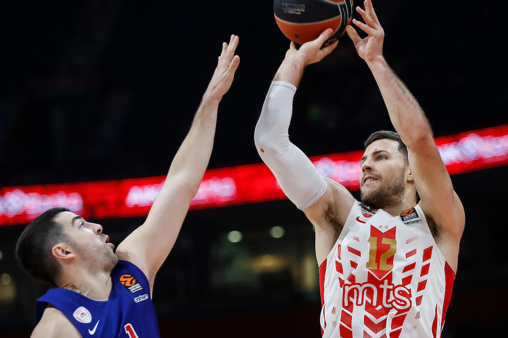 SJAJNI BILI I LORENCO POKORILI RUSIJU: Zvezda srušila Zenit!