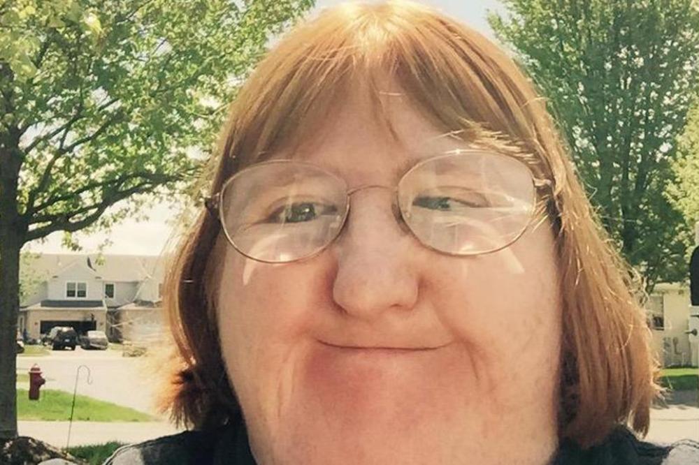 REKLI SU JOJ DA JE PRERUŽNA ZA SELFIJE: Umesto odgovora, ona je uradila jednu stvar i zapušila svima usta