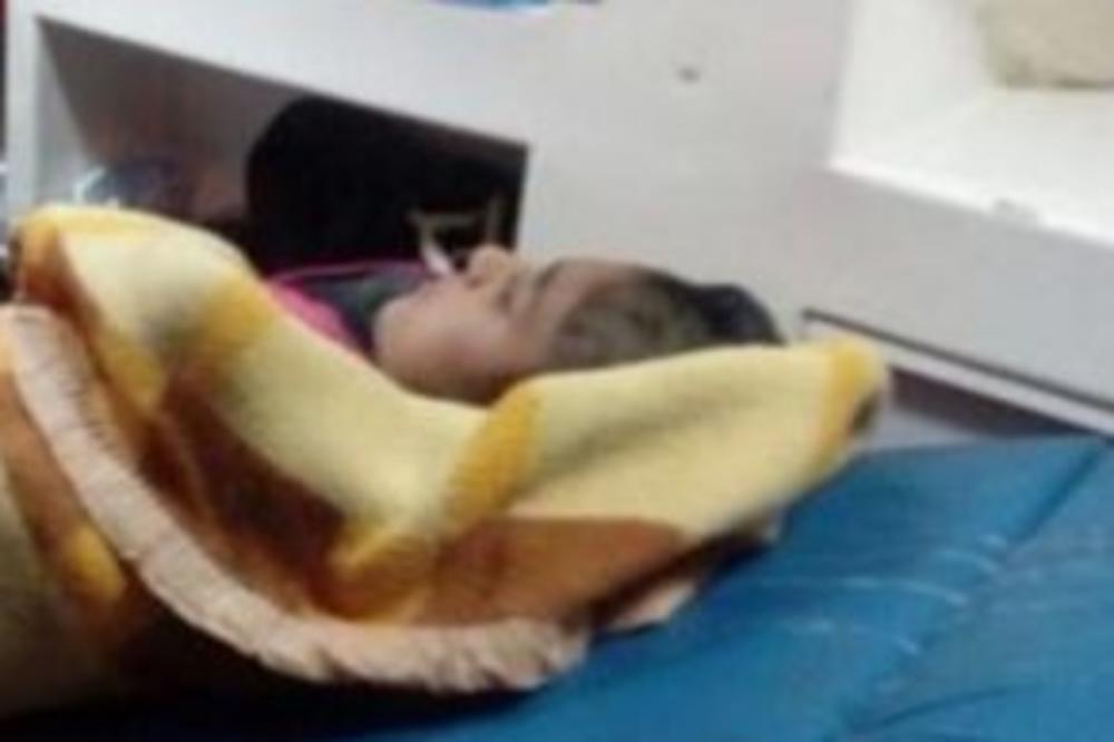 MONSTRUM OŠIŠAO MONIKU DO GLAVE! Napravio joj MODRICE, a kad je POBEGAO devojčica nađena kako luta između kuća