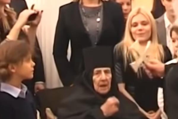 BOGATA NASLEDNICA KARIĆA VIŠE NE LIČI NA SEBE! U izolaciji se toliko ugojila da je ljudi nisu prepoznali