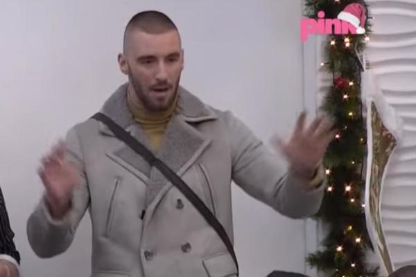 MA KAKVA MINA VRBAŠKI! Mensur ima novu DEVOJKU? Pokušao je da jer sakrije, ali DETALJ ga je odao (FOTO)