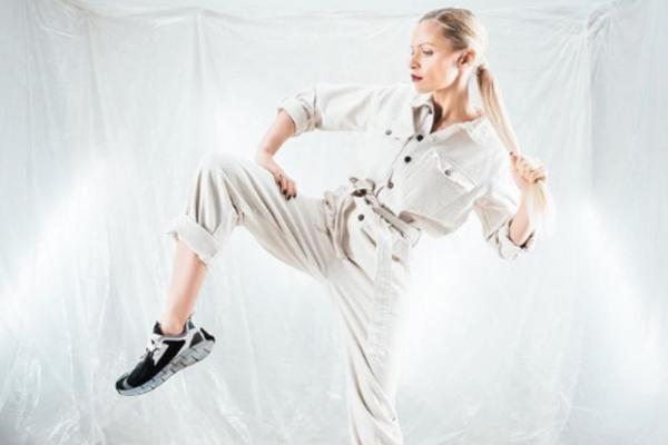 TRI KOMBINACIJE ZA MODERNE MUŠKARCE, JEDNA ĆE VAM POMOĆI DA ZABLISTATE U NOVOGODIŠNJOJ NOĆI