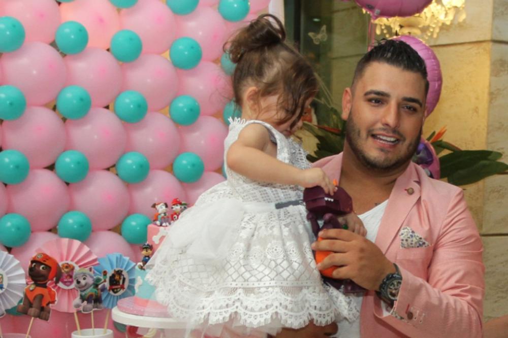 LORENA LAZIĆ OTELA MIKROFON, PA PROGOVORILA O KARLEUŠI I MARIJI ŠERIFOVIĆ: Ono što je rekla nasmejaće vas DO SUZA!