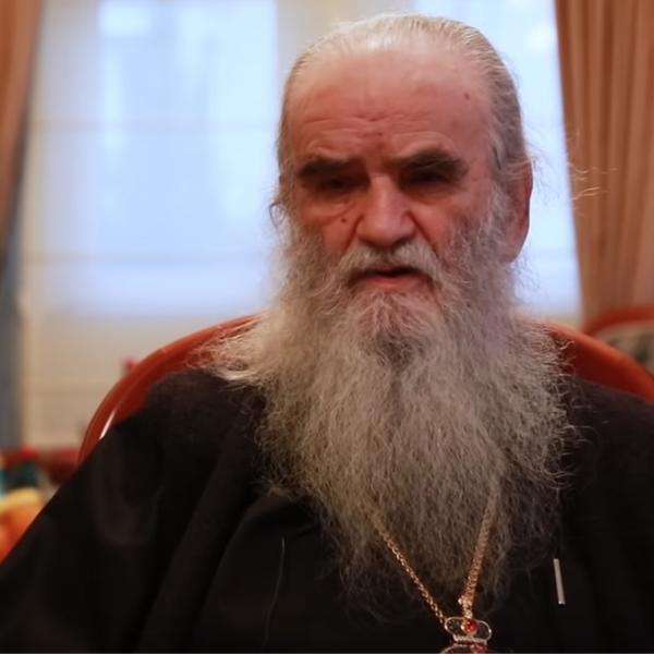 STIGAO IZVEŠTAJ O STANJU AMFILOHIJA! Borba mitropolita sa koronom se nastavlja, evo šta mu se dešava
